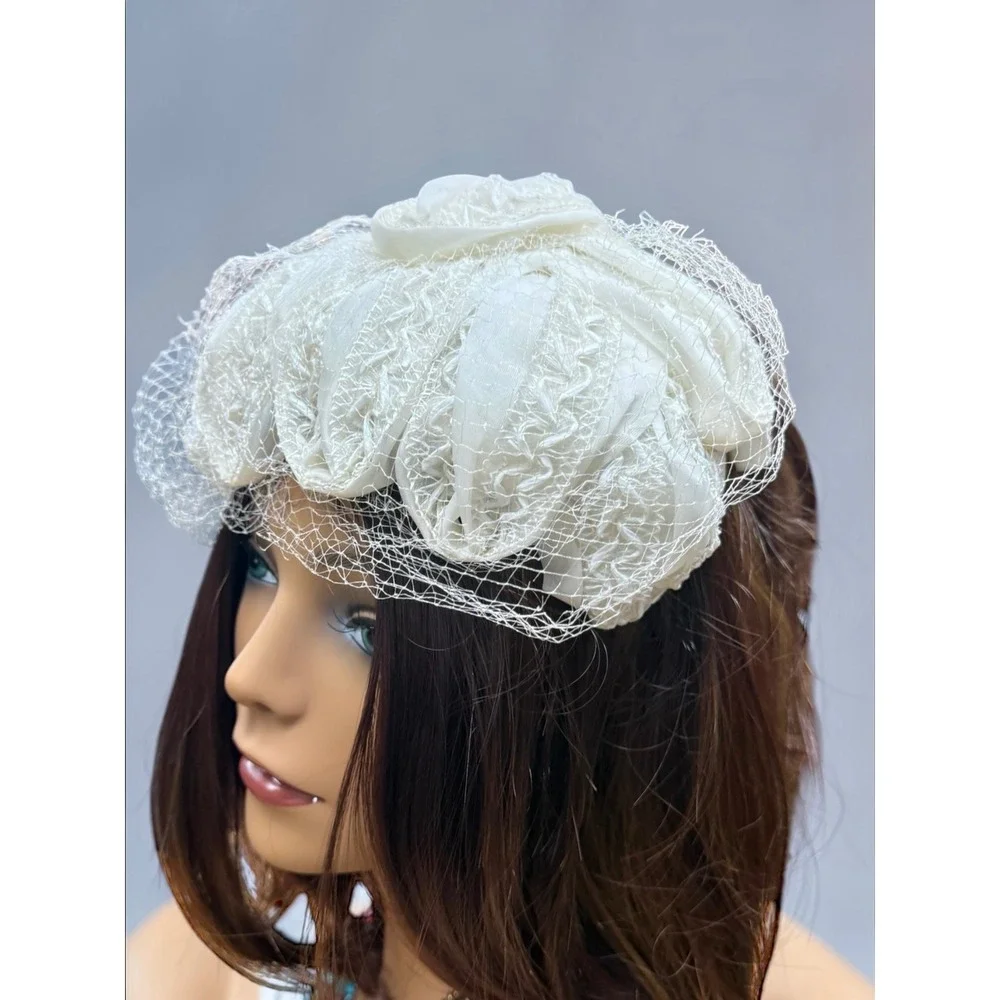 Vintage White Bridal Pillbox Hat with Birdcage Veil Rose Detail - Picture 3 of 11